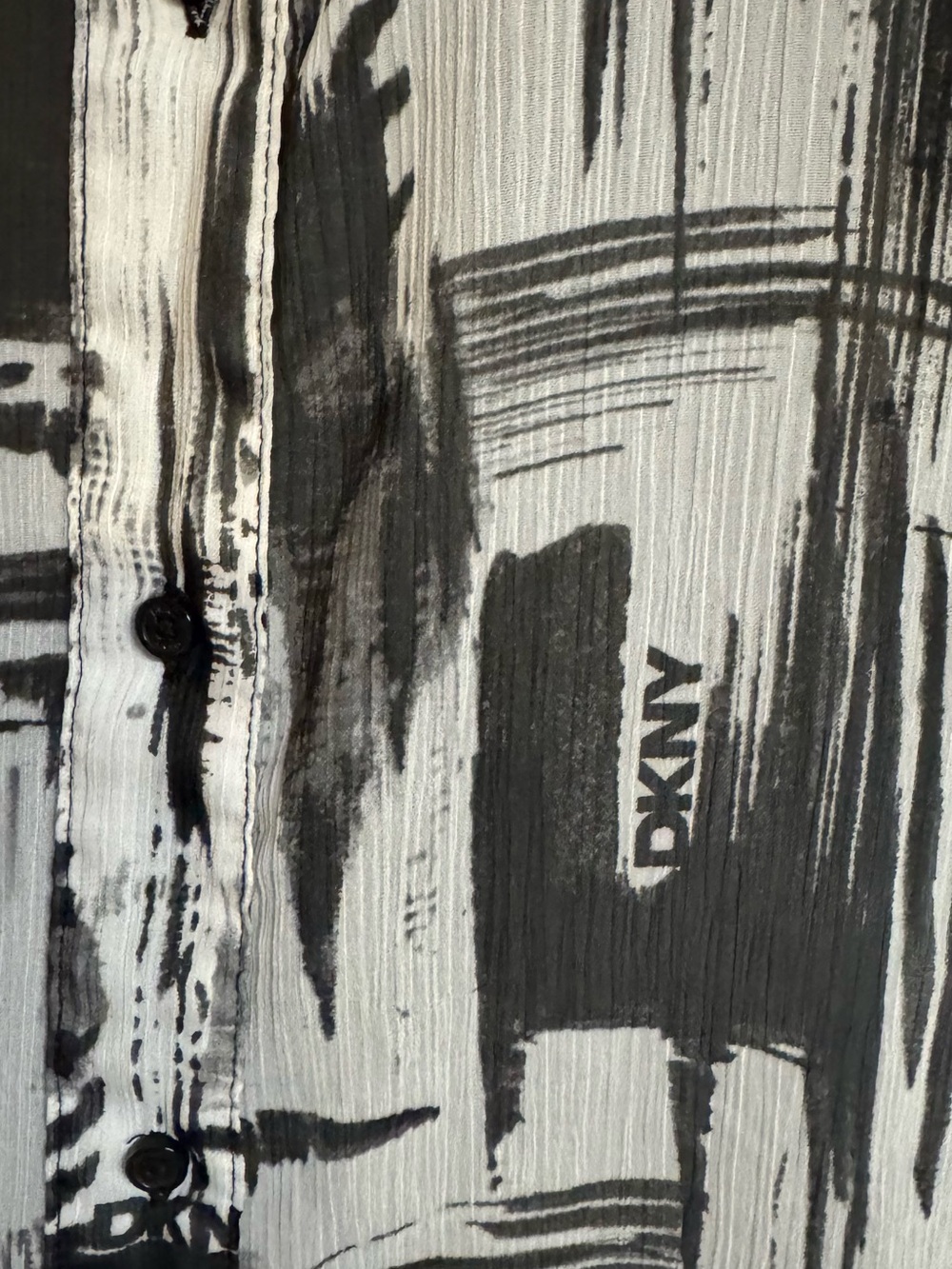 DKNY Black/Gray & White Abstract Brushstroke Button-Up Blouse  PLUS: 2X   #R - Picture 9 of 9